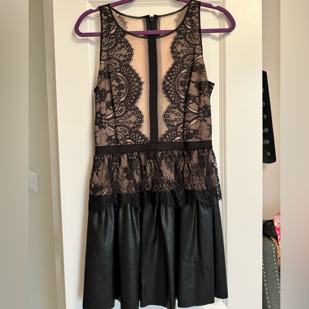 BCBGMaxAzria Layton Sleeveless Black Faux Leather and Lace Dress, Sz 6
